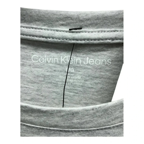NWT Calvin Klein woman’s tshirt - Picture 2 of 4
